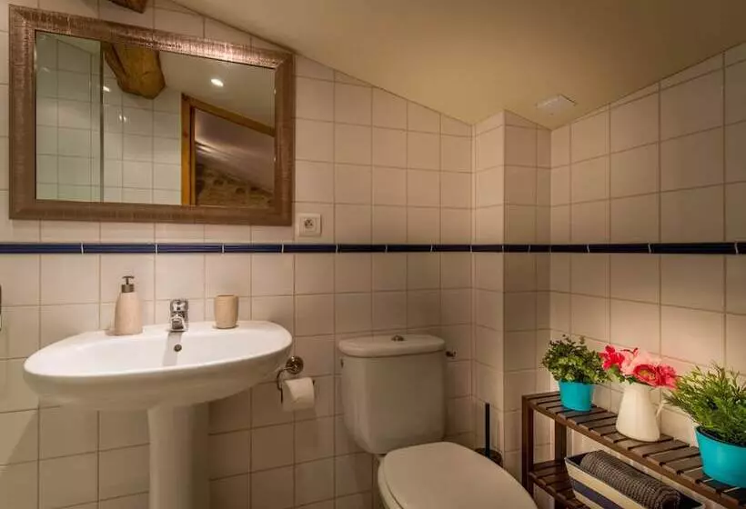 Majatalo Château Le Retail