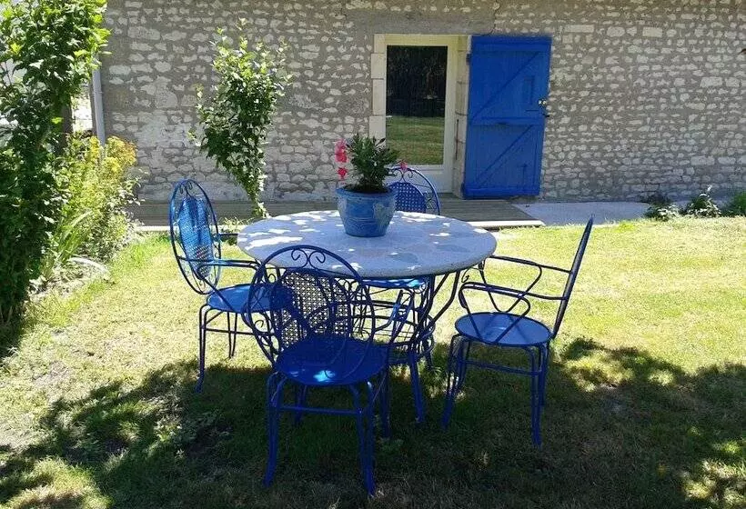 Majatalo Domaine L Albizia