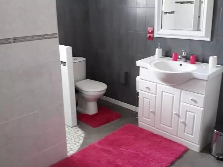 Majatalo Domaine L Albizia