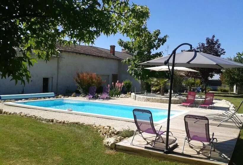 Majatalo Domaine L Albizia