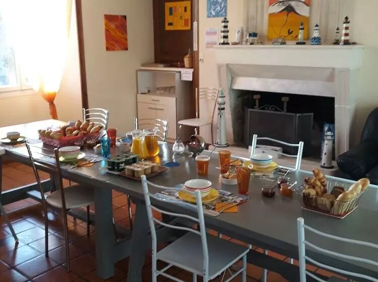 Majatalo Domaine L Albizia