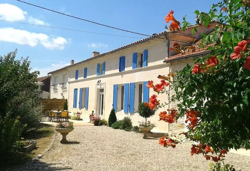 Majatalo Domaine L Albizia