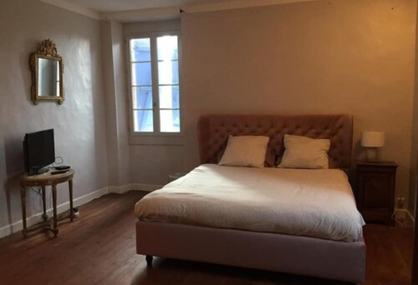 بنسيون Labordeneuve