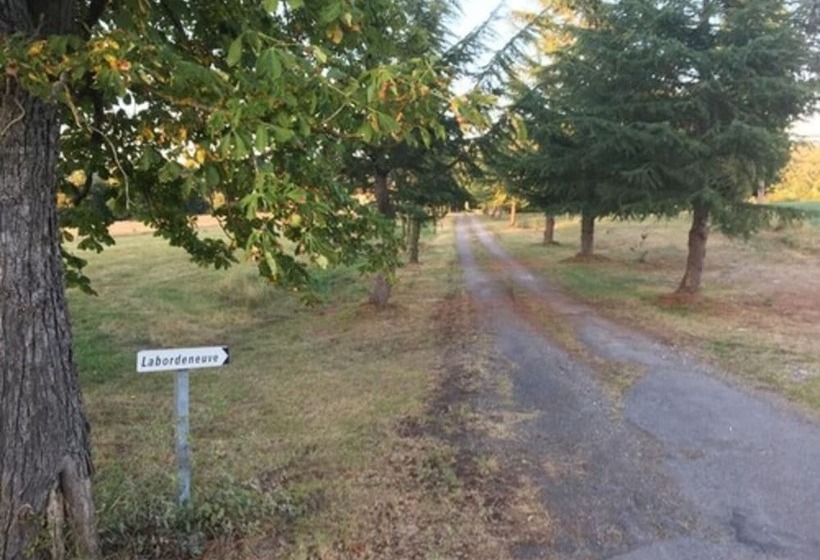 بنسيون Labordeneuve