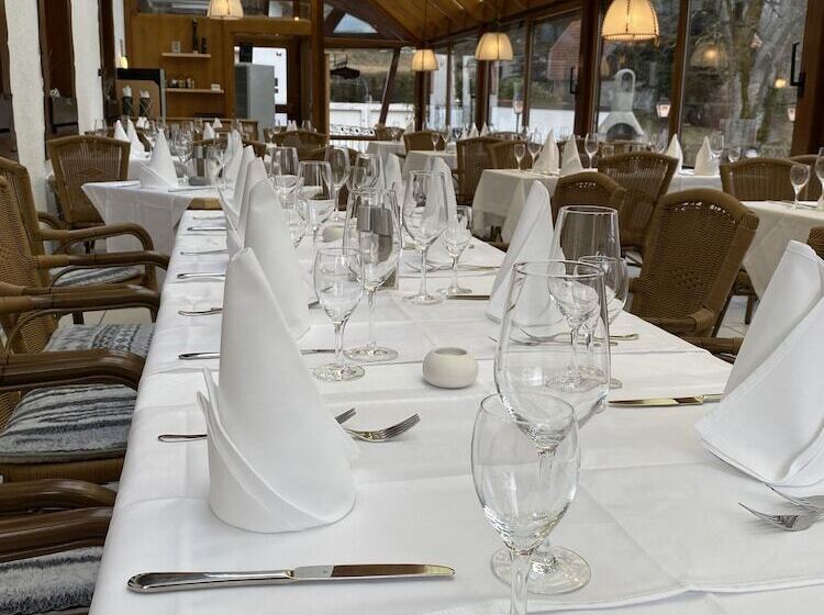 膳宿费 Zum Ochsen