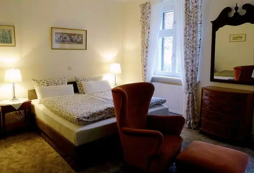 Pension Gräfliche Villa