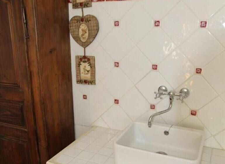 Au Bon Gre D Hugoline