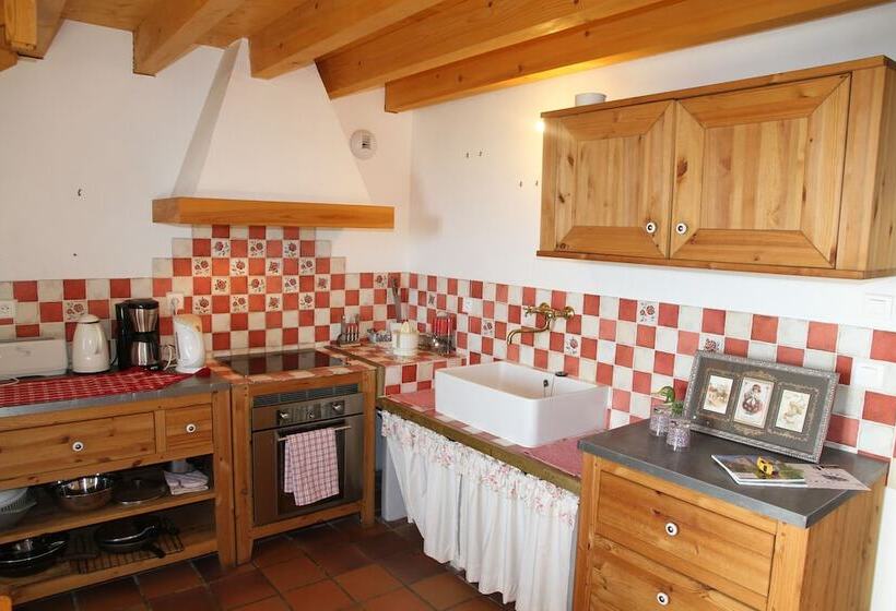 Au Bon Gre D Hugoline