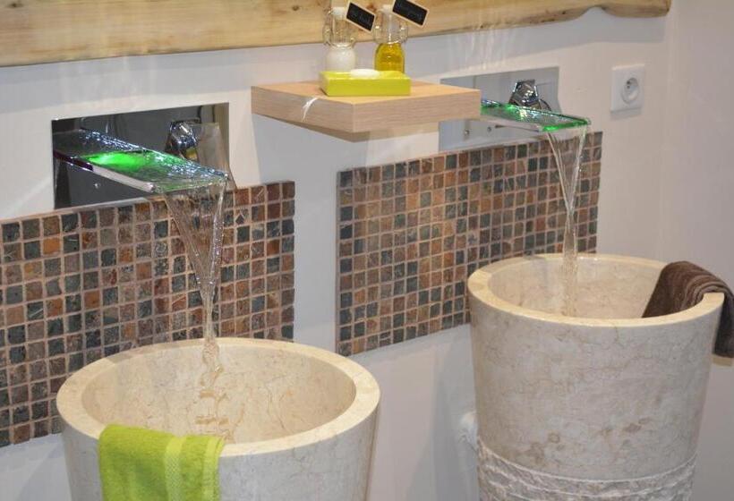 住宿加早餐 Aux 4 Cornes Chambre D Hotes