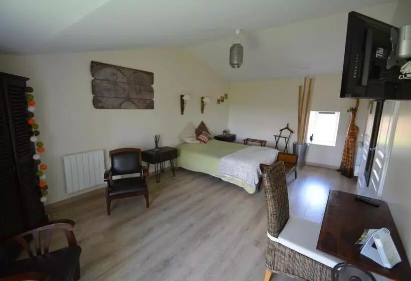 Aamiaismajoitus (B&B) Aux 4 Cornes  Chambre D Hotes