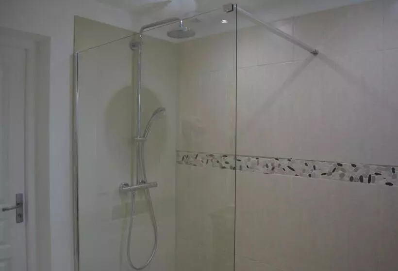 Aamiaismajoitus (B&B) Aux 4 Cornes  Chambre D Hotes