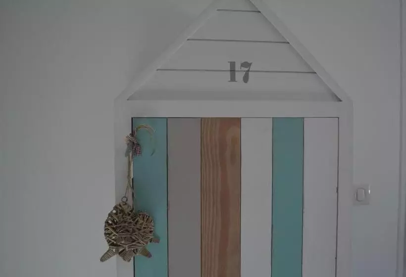 Aamiaismajoitus (B&B) Aux 4 Cornes  Chambre D Hotes