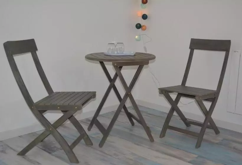 Aamiaismajoitus (B&B) Aux 4 Cornes  Chambre D Hotes