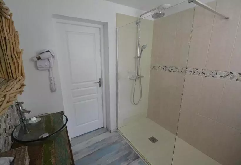 Aamiaismajoitus (B&B) Aux 4 Cornes  Chambre D Hotes