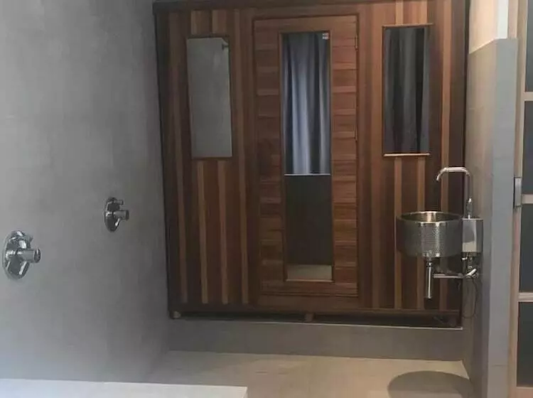 Aamiaismajoitus (B&B) Château Bernon Maison D Hotes   Piscine Et Sauna