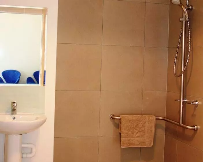 Craggy Peaks Wilderness Cabins