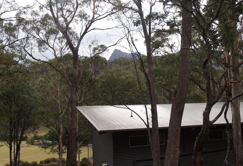 Craggy Peaks Wilderness Cabins