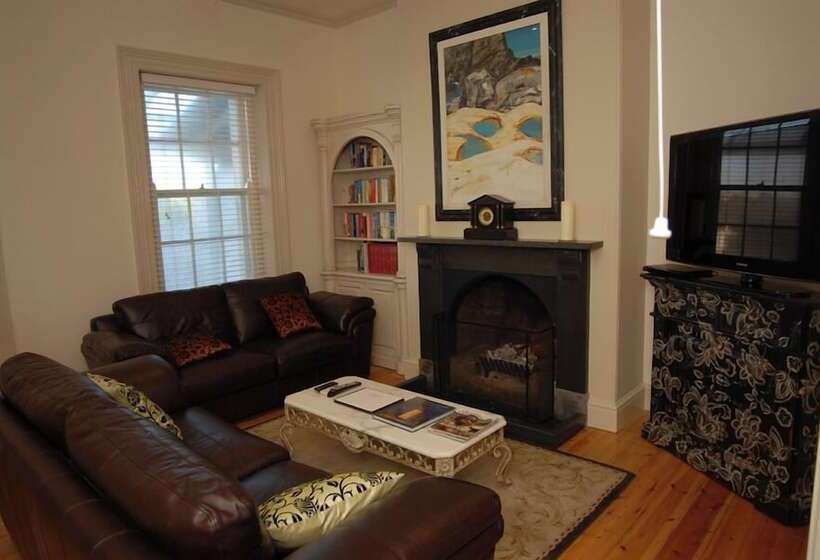 פונדק Cape Nelson Lighthouse