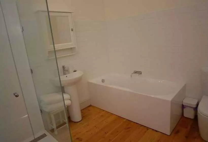 Hostelli Cape Nelson Lighthouse