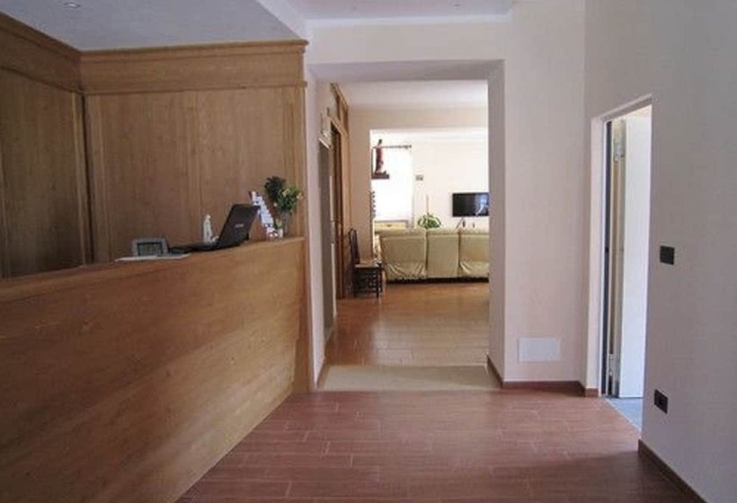 فندق فئة نجمة واحدة Casa Alpina Sacro Cuore