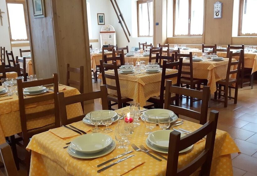 فندق فئة نجمة واحدة Casa Alpina Sacro Cuore