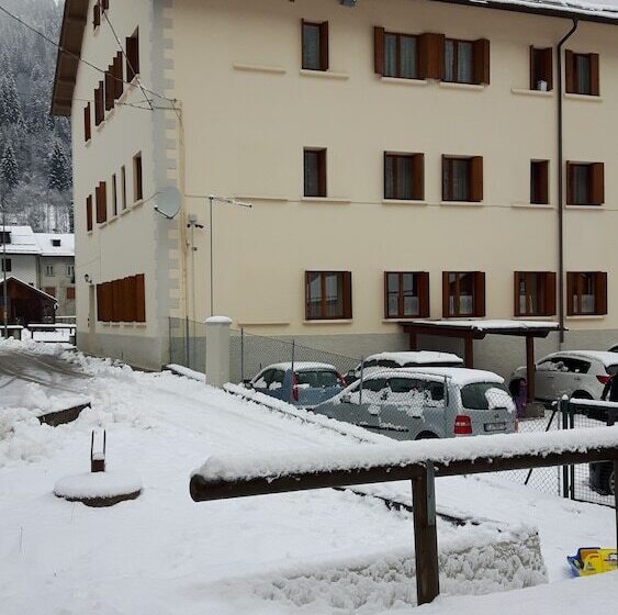 فندق فئة نجمة واحدة Casa Alpina Sacro Cuore