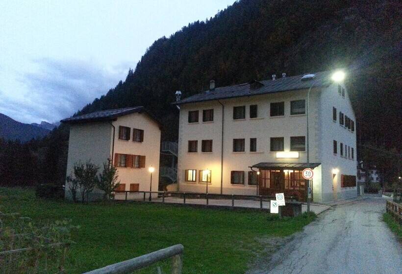 فندق فئة نجمة واحدة Casa Alpina Sacro Cuore