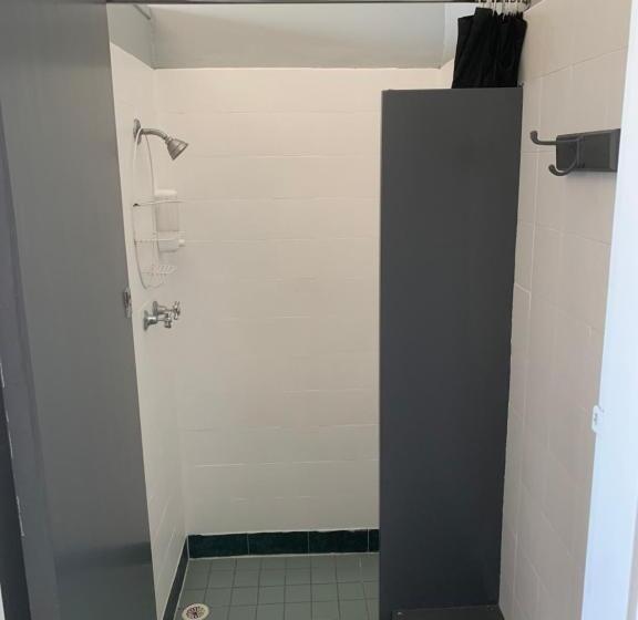 בית מלון כפרי Abermain