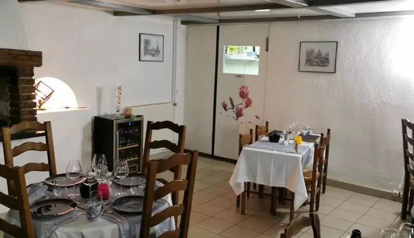 Hotelli Auberge Du Riou