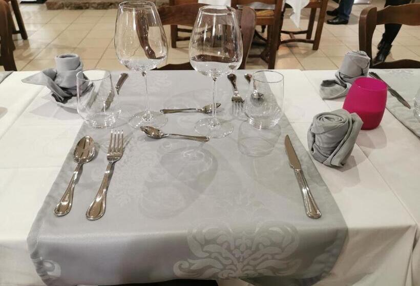 호텔 Auberge Du Riou