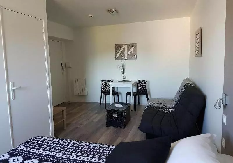 Hôtel Némo Aéroport De Pau   Kb Hotel Group