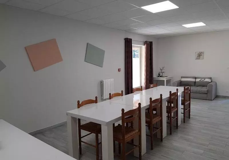 Hôtel Némo Aéroport De Pau   Kb Hotel Group