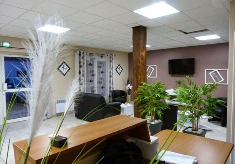 Hôtel Némo Aéroport De Pau   Kb Hotel Group