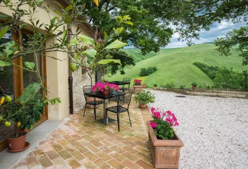 Maaseutuhotelli Ca  Maggio