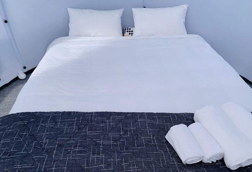 בית מלון כפרי Skytentoz Raymond Island