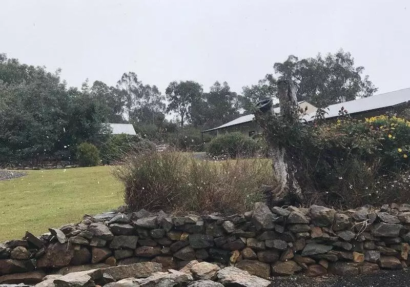 モーテル Hill End Lodge