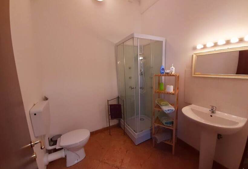 Ostello Breda Hostel