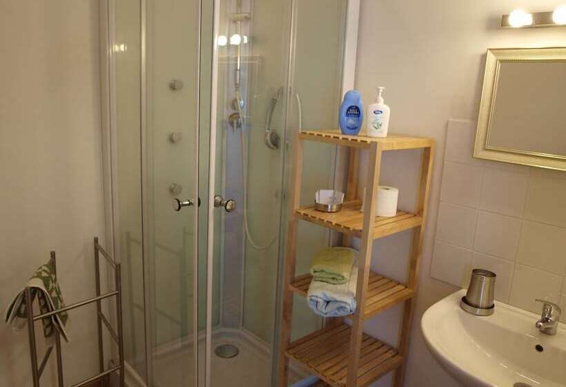 Ostello Breda Hostel