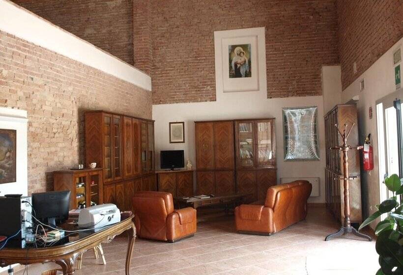 Ostello Breda Hostel