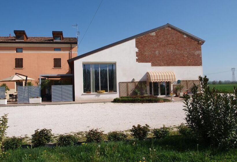 Ostello Breda Hostel