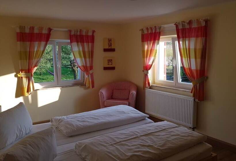 Pensão Allgau Meadow Ranch