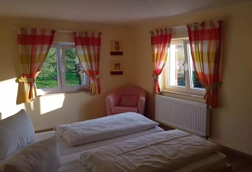 Majatalo Allgau Meadow Ranch