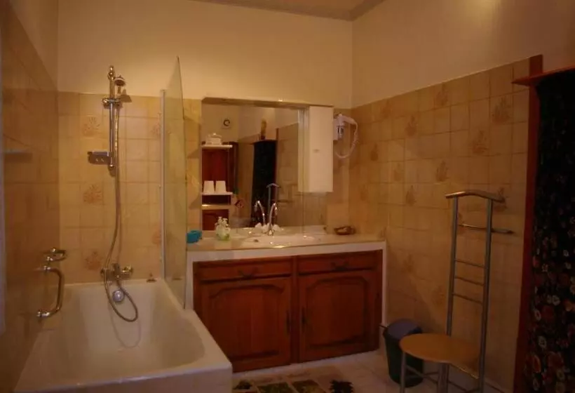 Majatalo Gîte Chez Jo