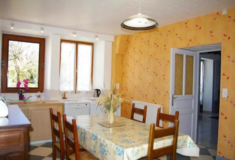 Majatalo Gîte Chez Jo