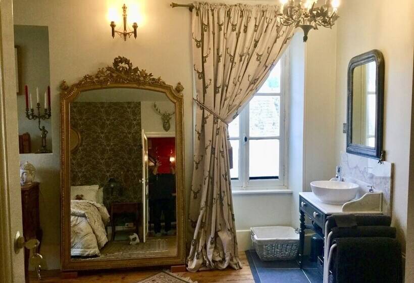 بنسيون Maison Toussaint Luxury B&b