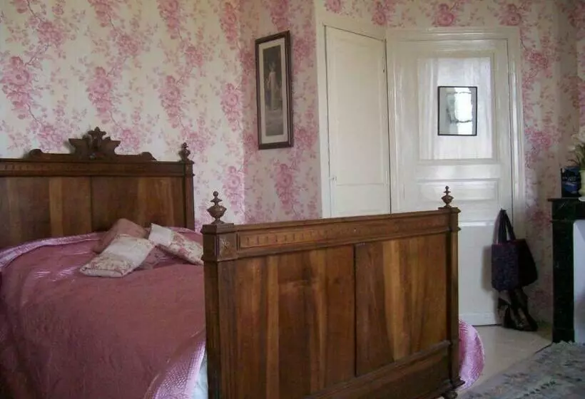 Majatalo Manoir Angle