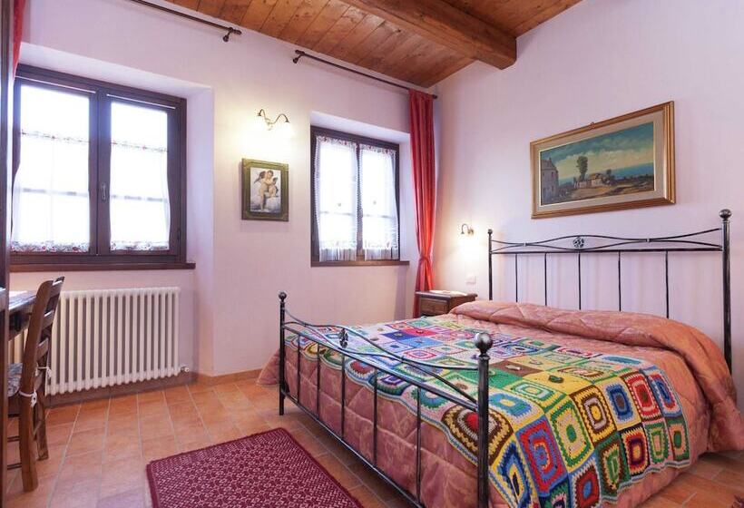 Stone Cottage In Marche With Swimming Pool