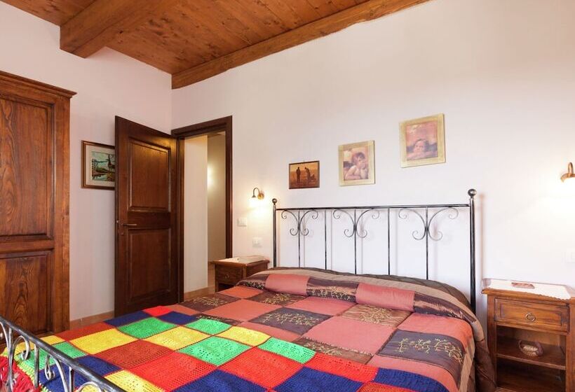 Stone Cottage In Marche With Swimming Pool