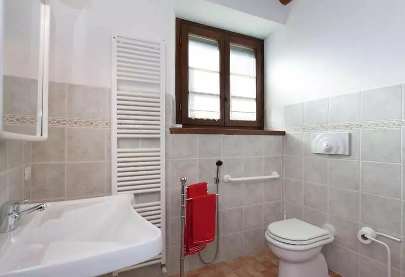 Stone Cottage In Marche With Swimming Pool