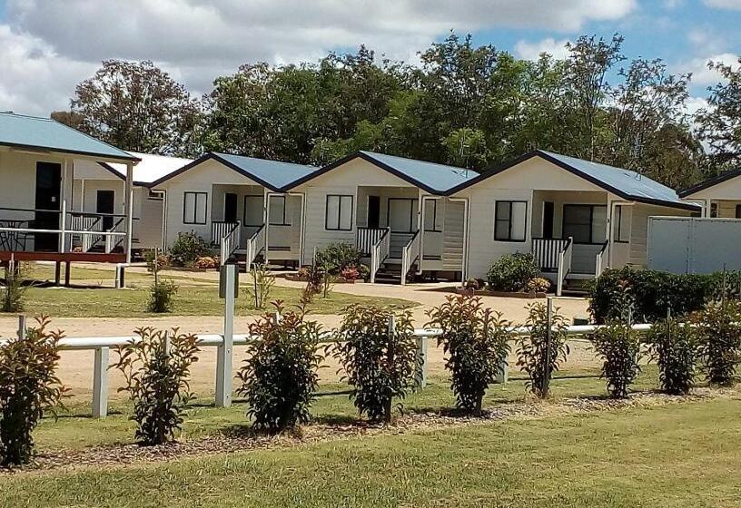 Wondai Accommodation Units And Villas
